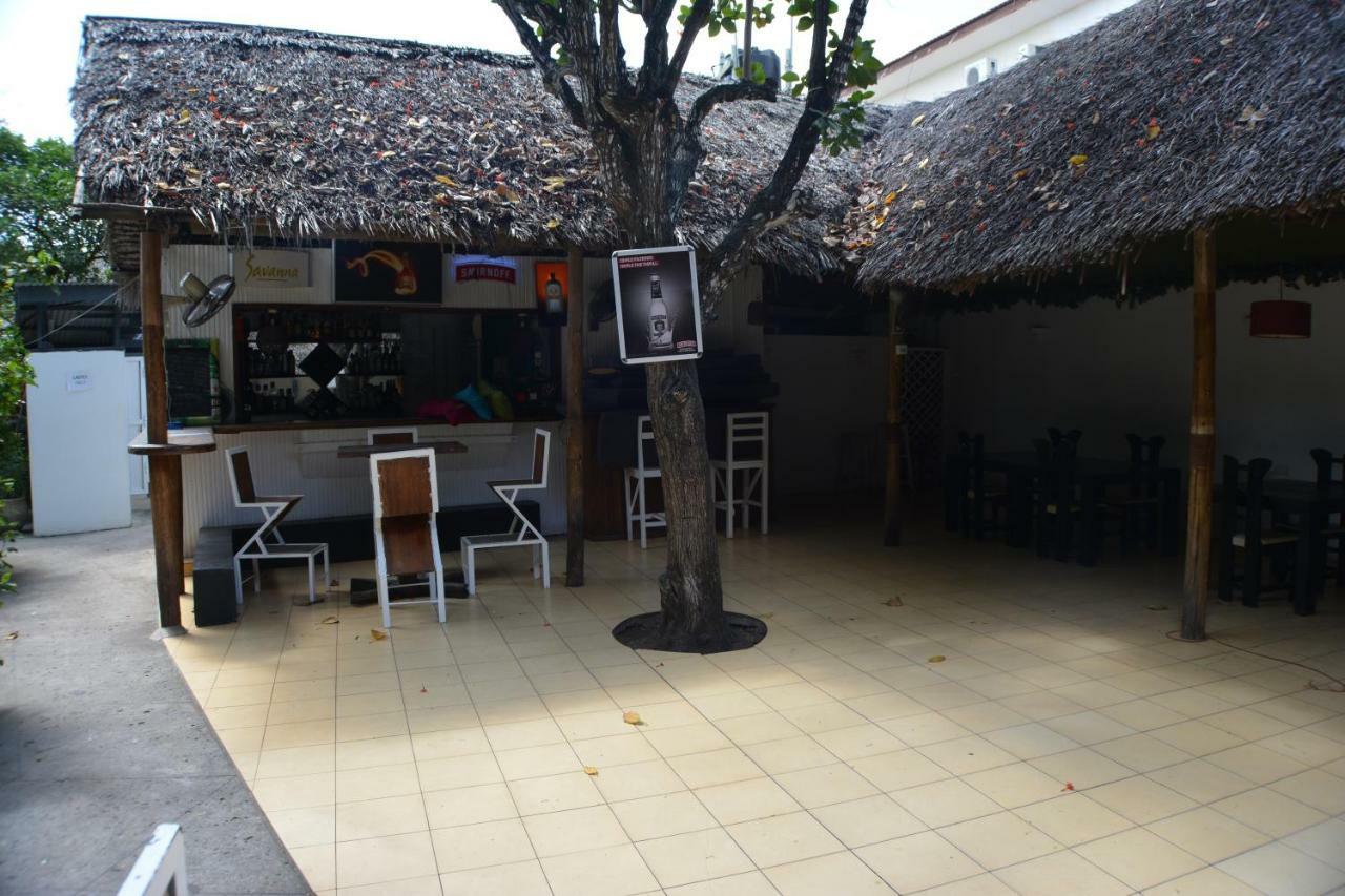 Triniti Oysterbay Hotell Dar es Salaam Exteriör bild