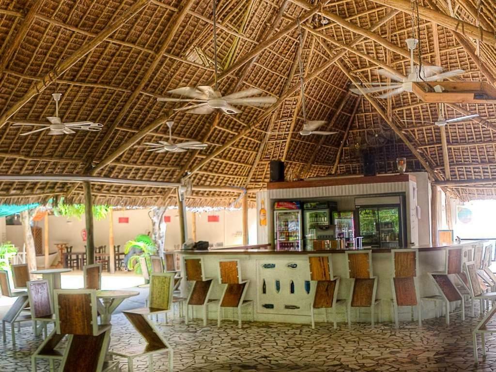 Triniti Oysterbay Hotell Dar es Salaam Exteriör bild